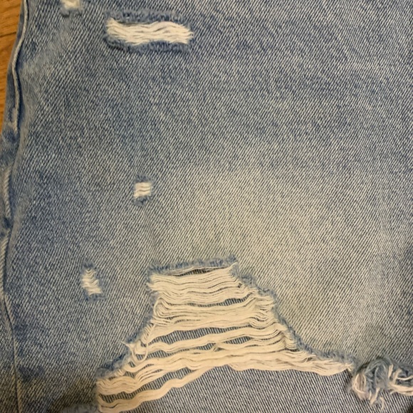 Abercrombie & Fitch women’s shorts - Picture 3 of 8